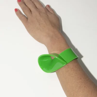 LOOP CUFF IN TRIBUTE TO ALBER ELBAZ _outremer